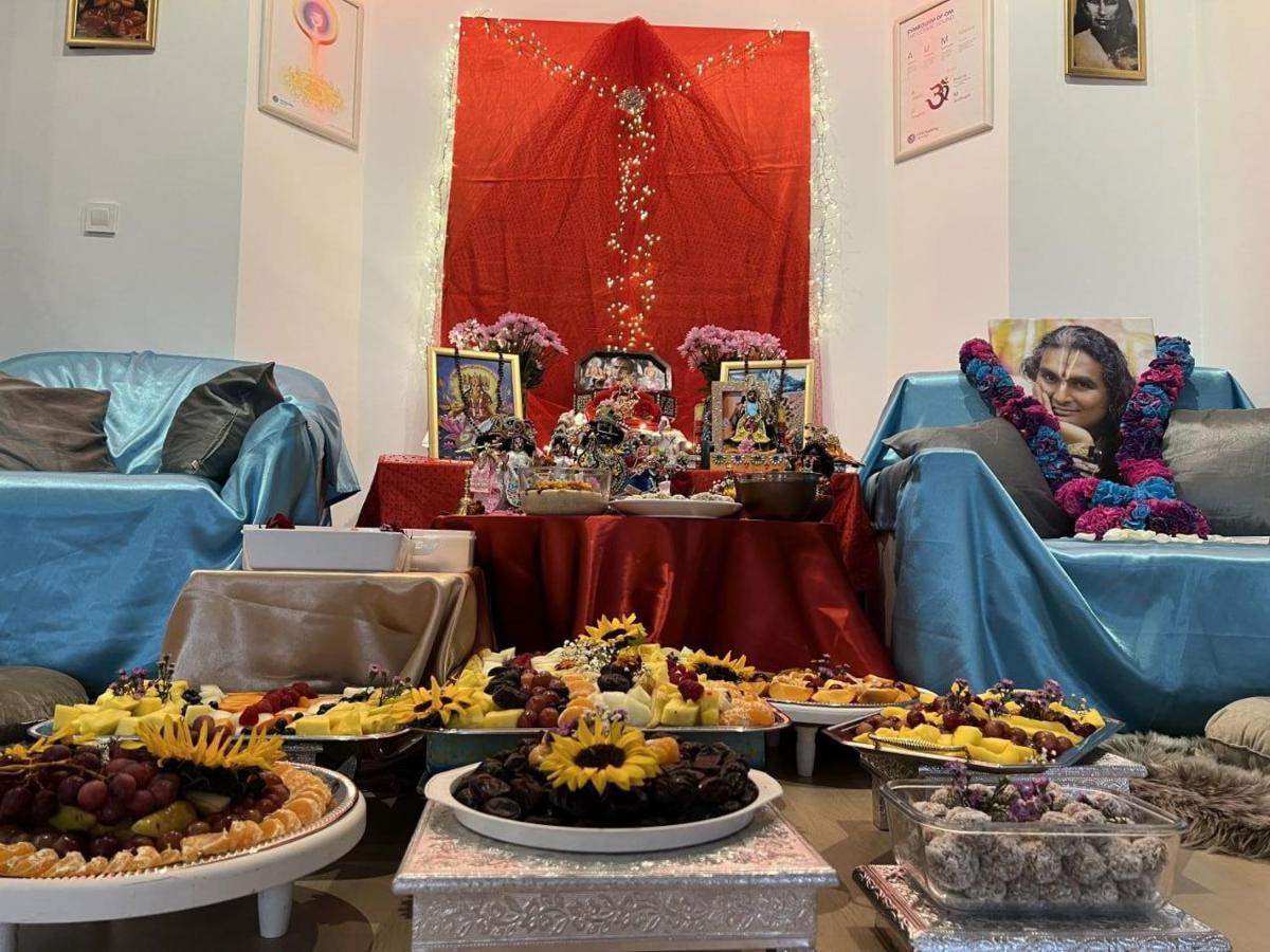 Om Yoga Center Apartment สโลเวนสกา บิสตริชา ภายนอก รูปภาพ